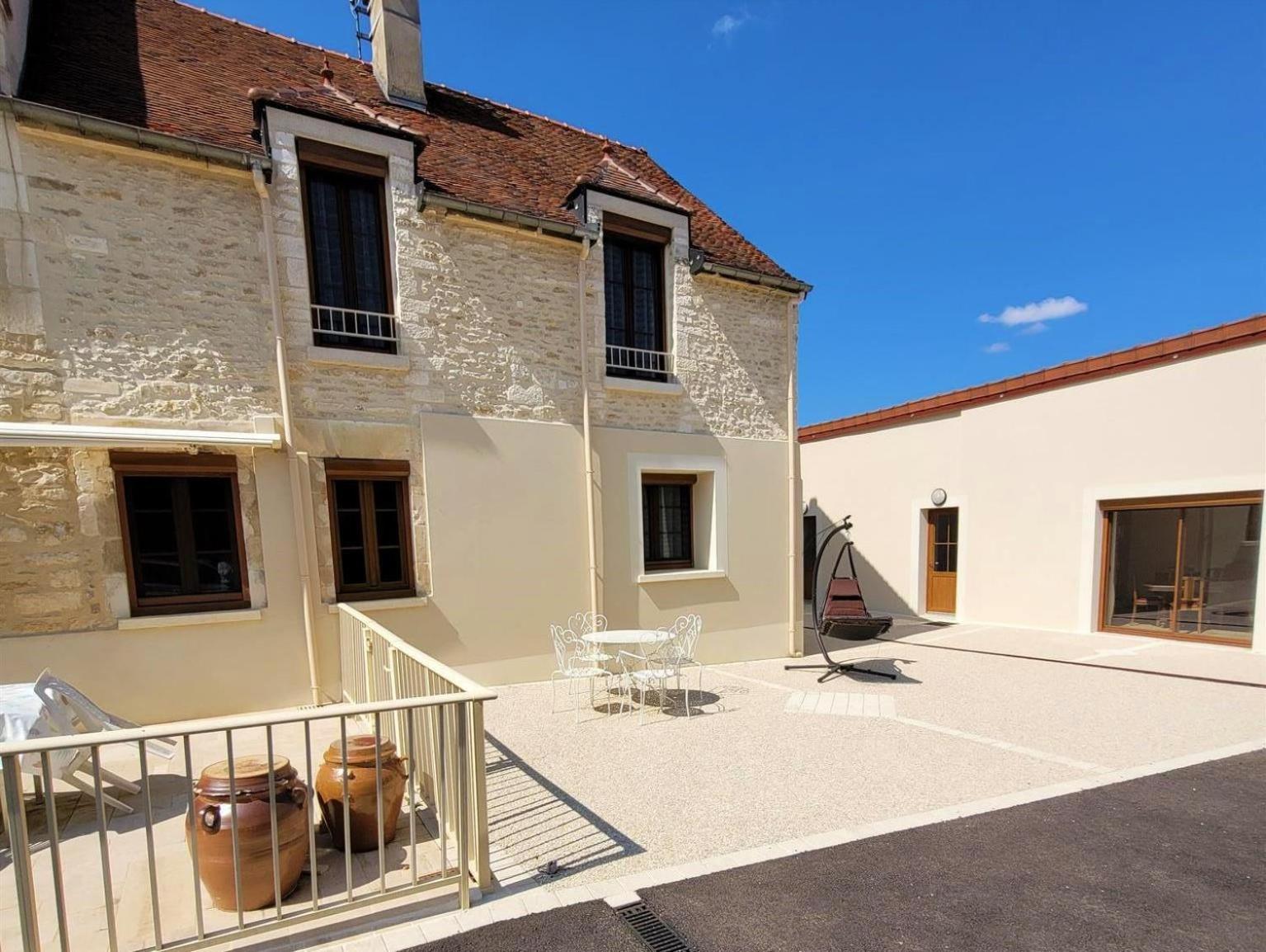 Bed and Breakfast Le Domaine Des Gemmes Tissey Esterno foto